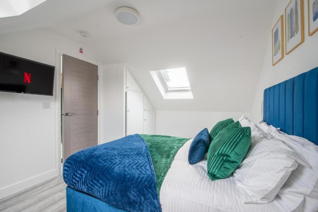 Luxurious Apartments - In カーディフ エクステリア 写真