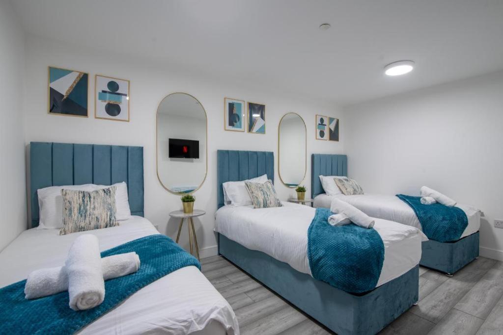 Luxurious Apartments - In カーディフ エクステリア 写真